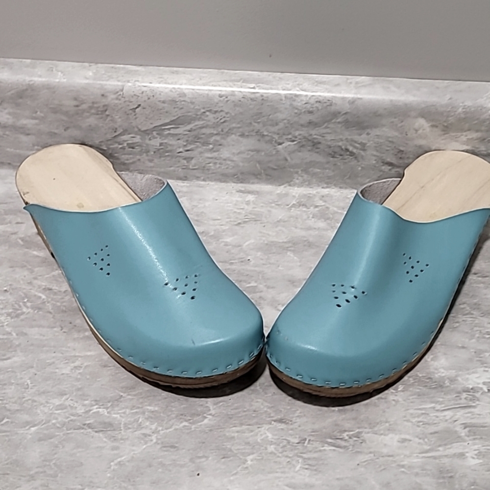 New Aqua Clogs EU 39 US 9